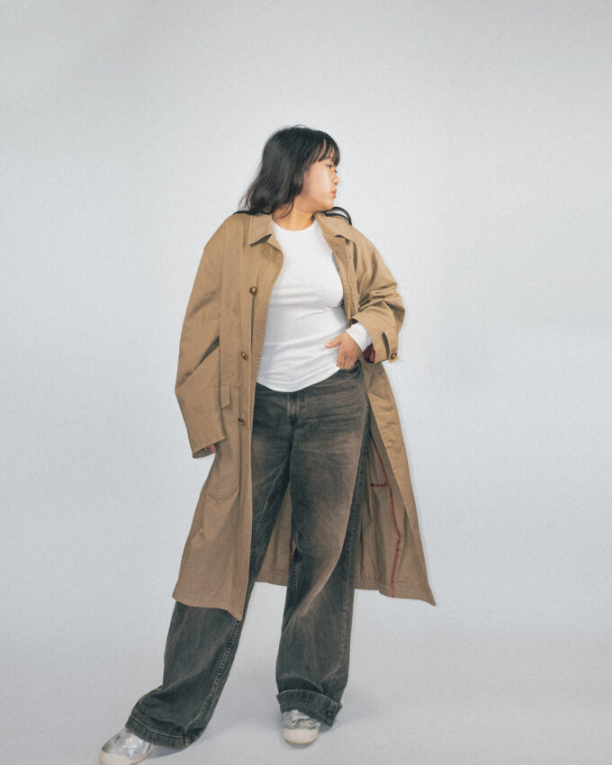 Timeless Beige Vintage Trench Coat - M/L