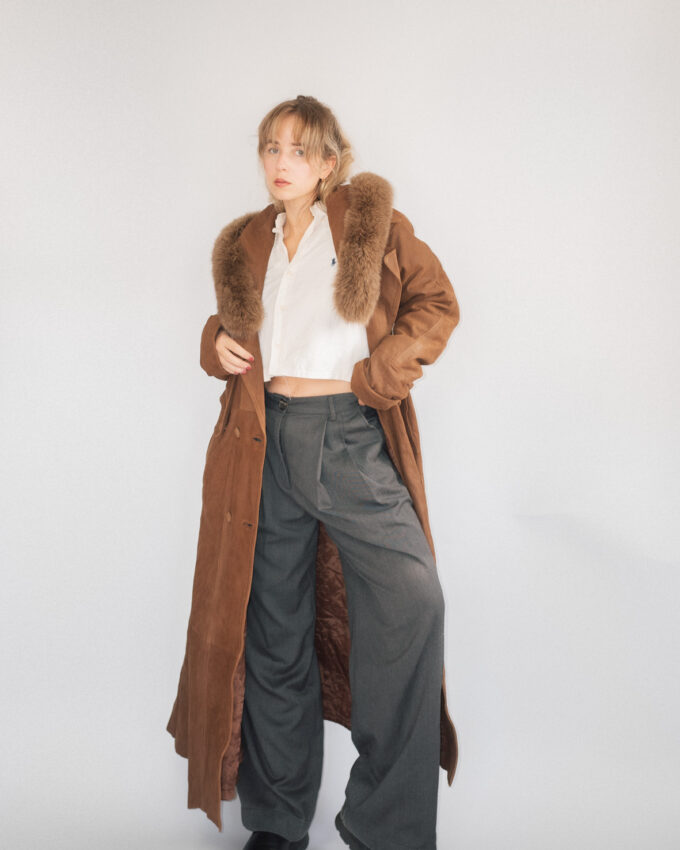 Incredible Vintage Suede Leather Coat – M/L
