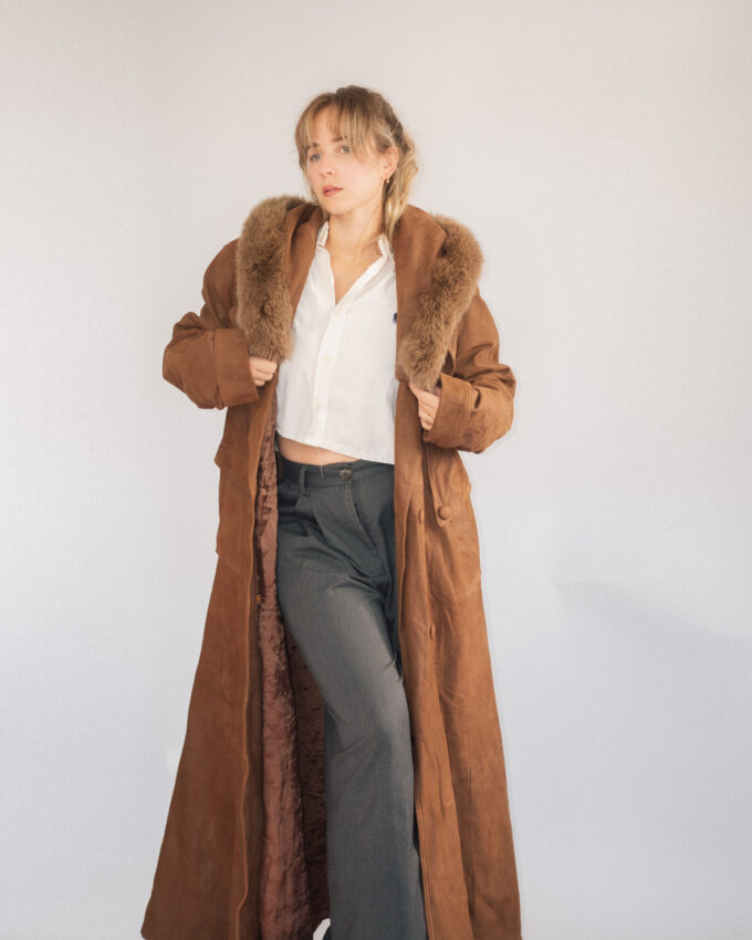 Incredible Vintage Suede Leather Coat – M/L
