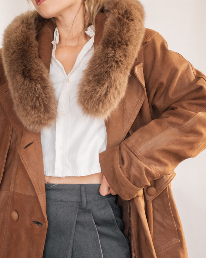 Incredible Vintage Suede Leather Coat – M/L