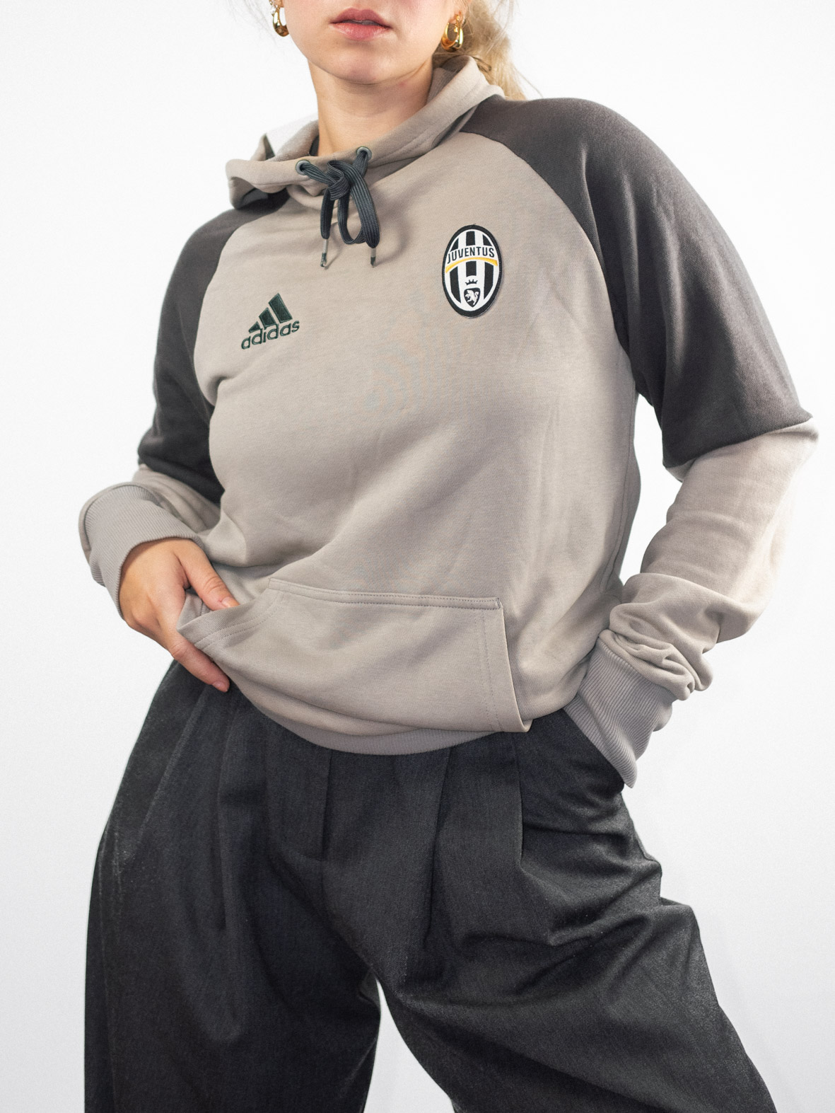 Adidas Juventus Hoodie - S/M - Image 5
