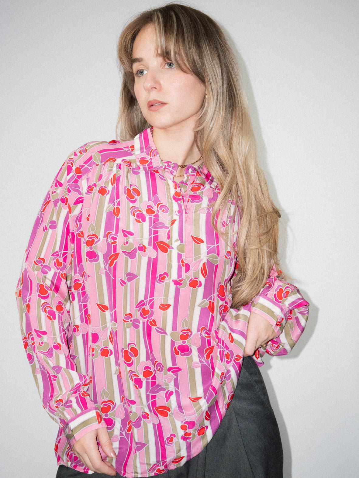 Pink 100% Silk Floral Blouse - M