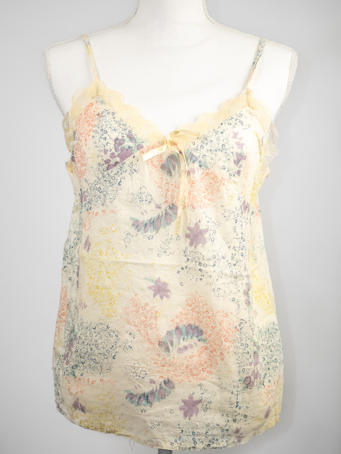 Butter Yellow Printed Vintage Cami Top – M - Image 3