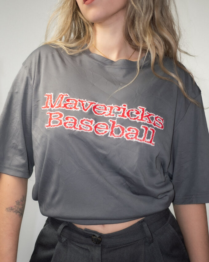 Vintage Mavericks Baseball Tee – L