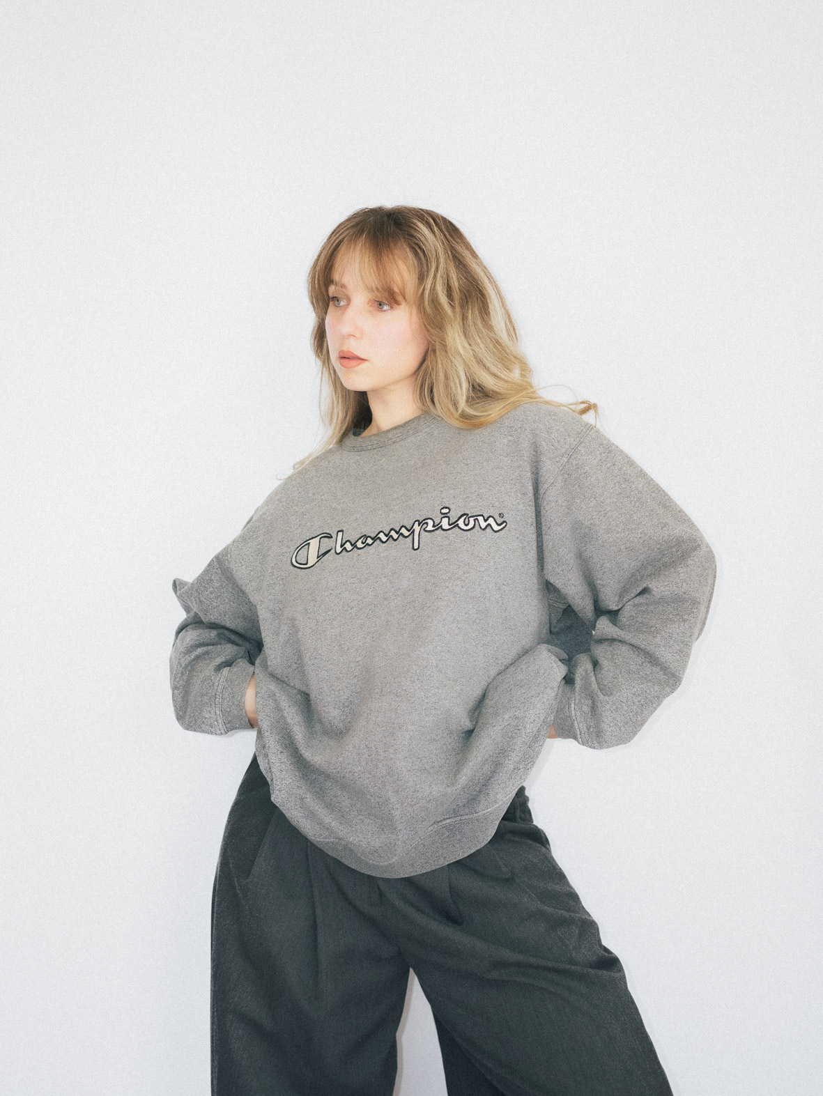 Vintage Champion Sweatshirt (Grey) - L - Image 3