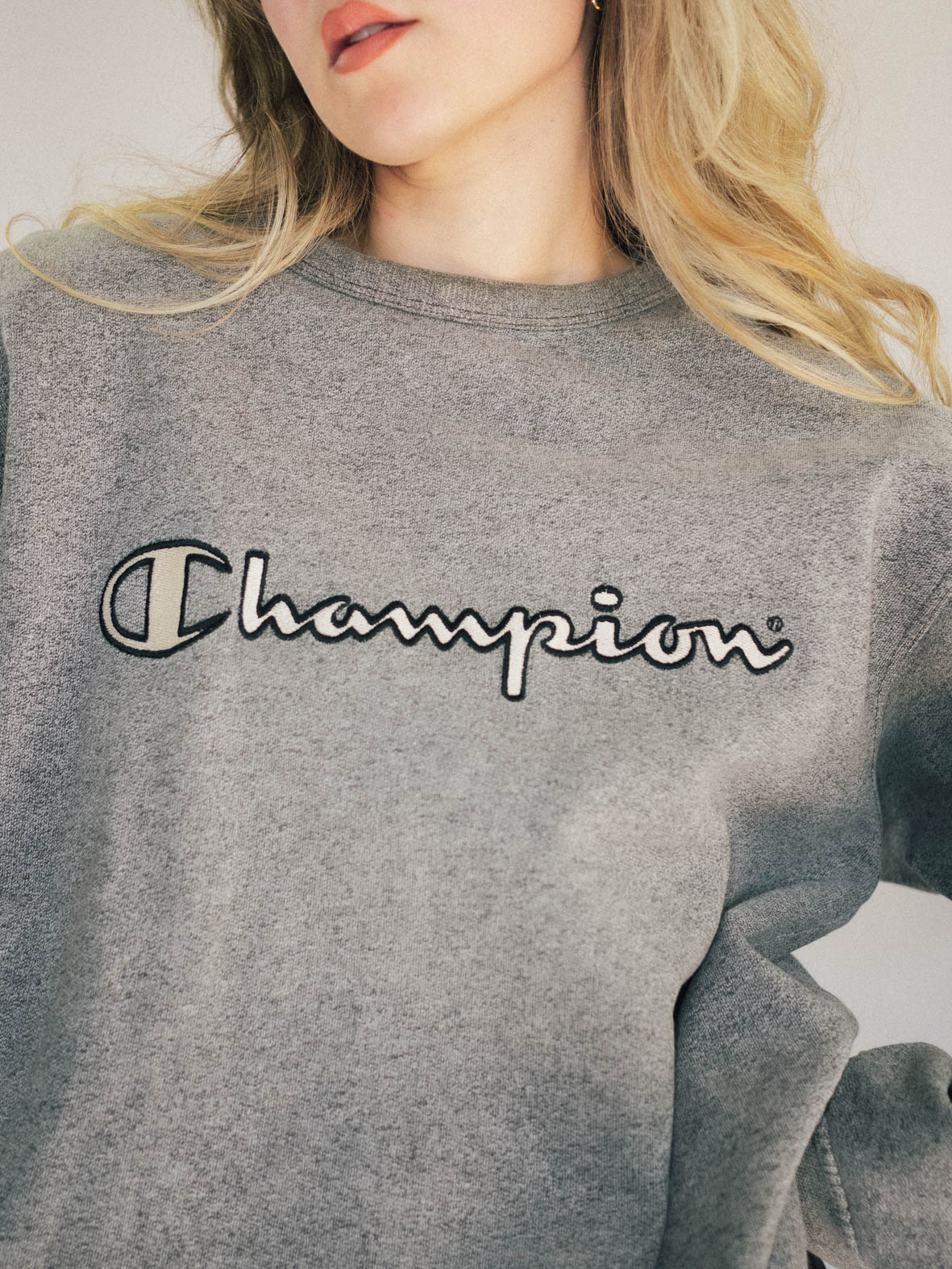 Vintage Champion Sweatshirt (Grey) - L - Image 4