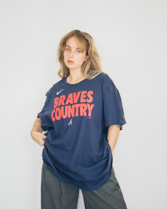 Vintage Nike "Braves Country" Oversized T-Shirt - L/XL
