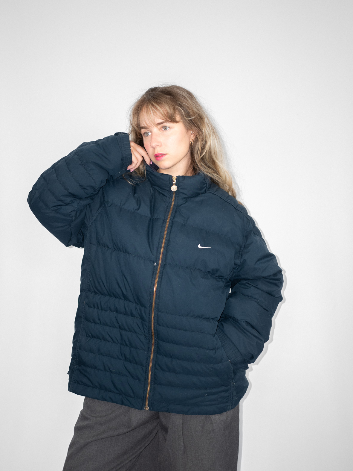 Swoosh & Chill – Vintage Nike Down Light Jacket - L - Image 4