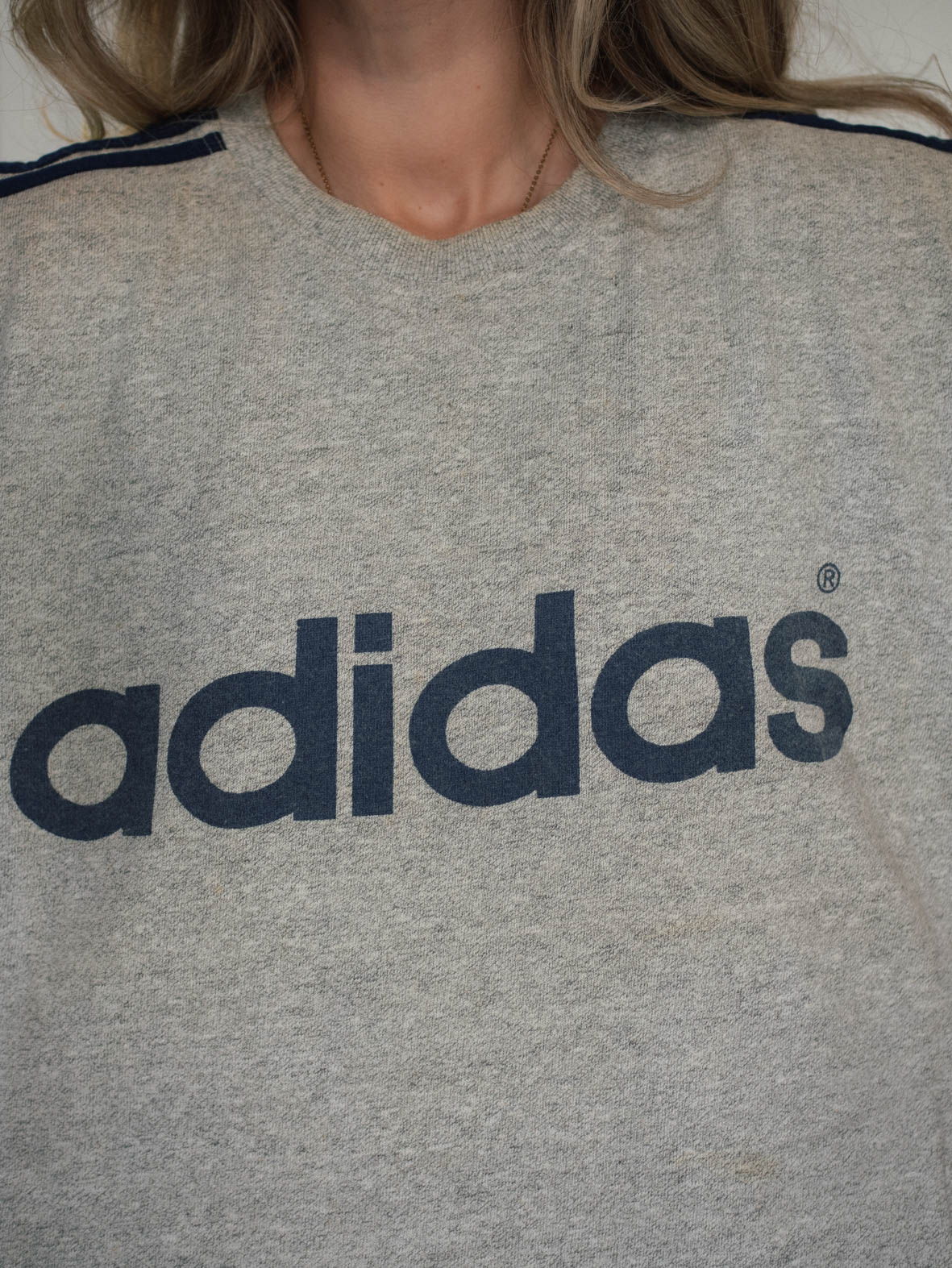 Adidas Oversize Tee – Heather Grey x Navy - L - Image 4