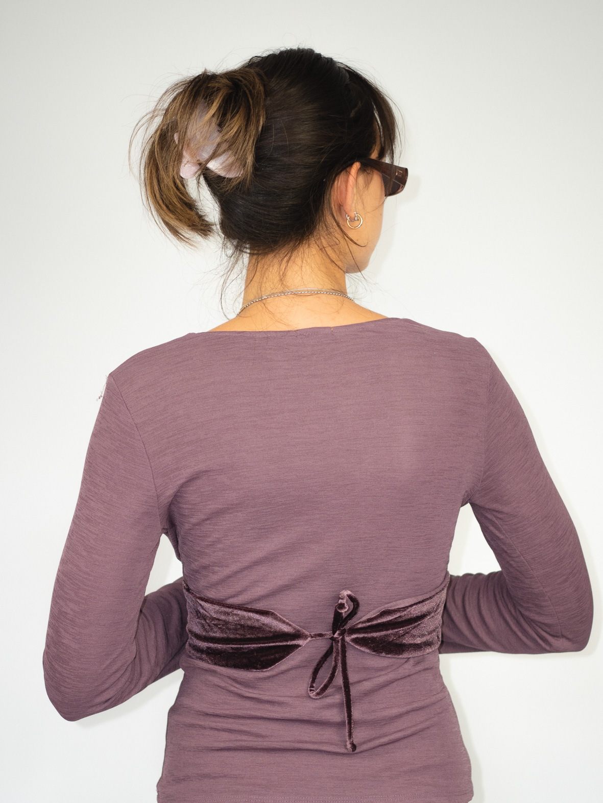 Vintage Plum Longsleeve with Velvet Waist Detail – S - Image 2