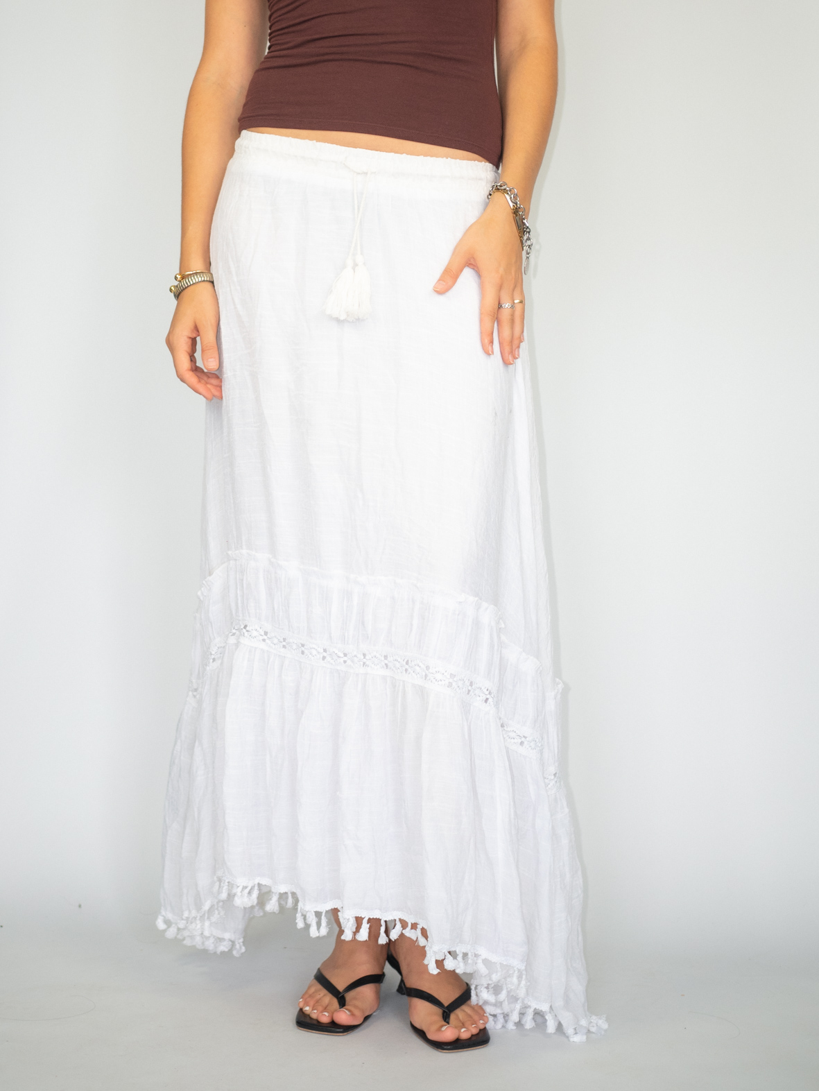 Crisp White Vintage Cotton Maxi Skirt – S/M - Image 4