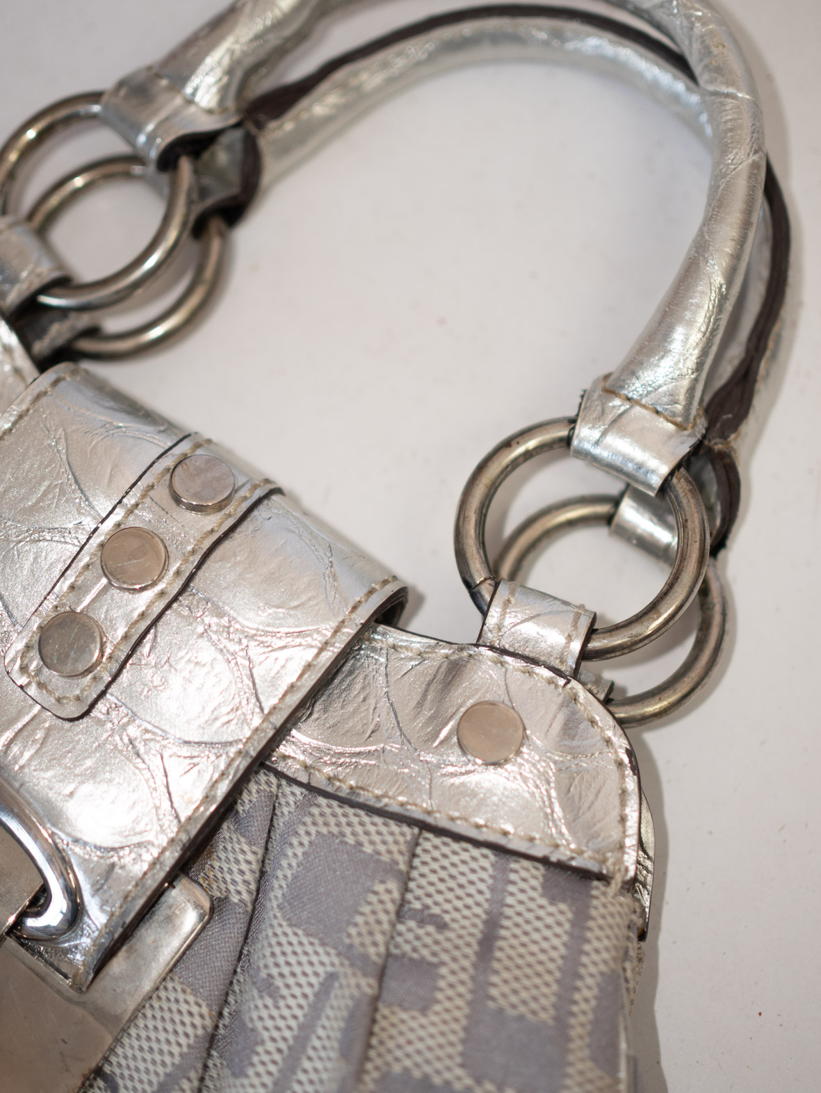 Mini Vintage Guess Handbag in Metallic Silver & Monogram - Image 6
