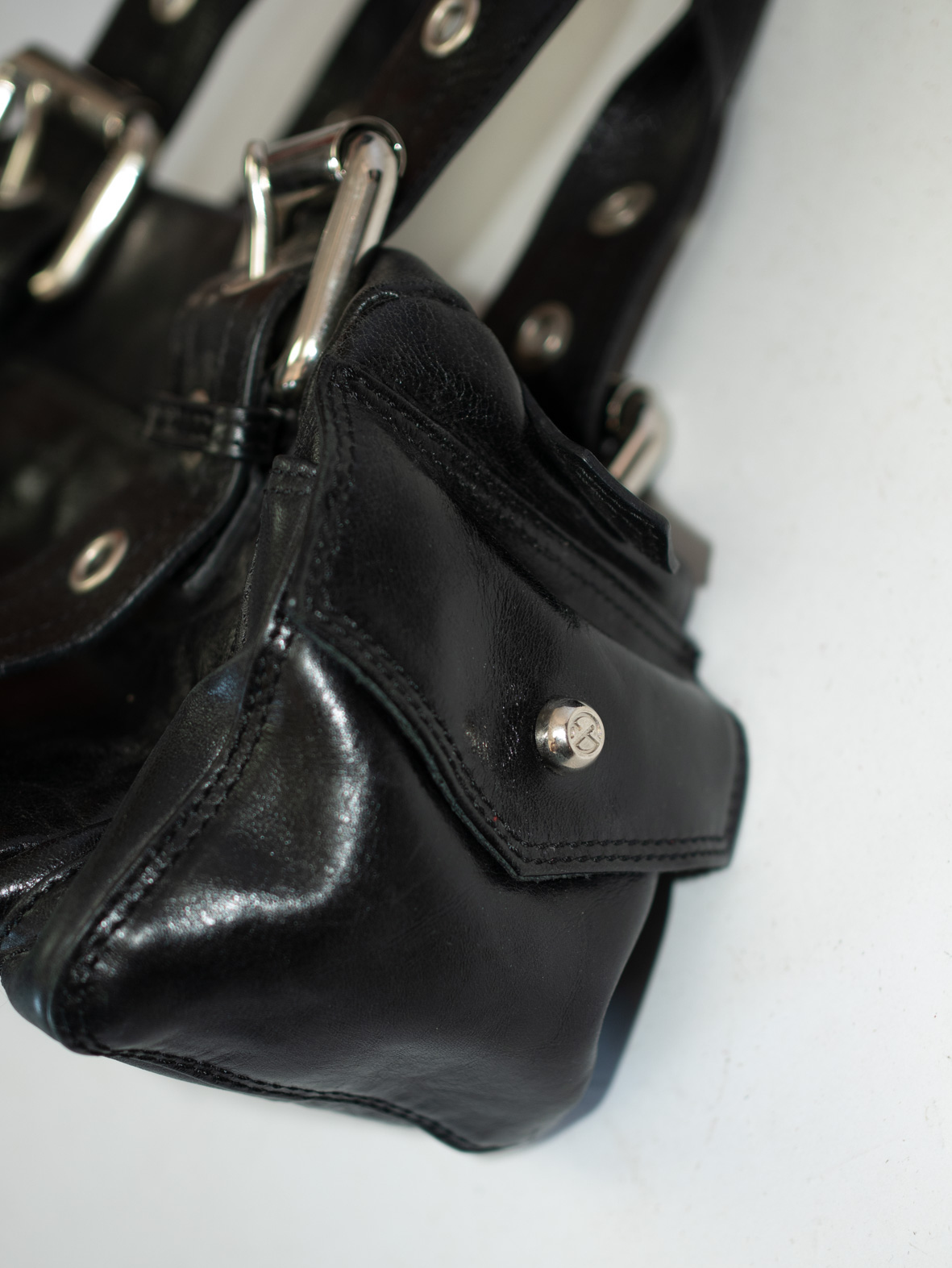 Rare Luxury Vintage Francesco Biasia Black Leather Buckle Bag - Image 6