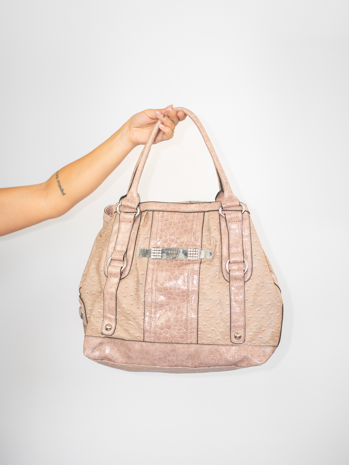 Vintage Guess Bag in Soft Pink Croco Texture - Image 11