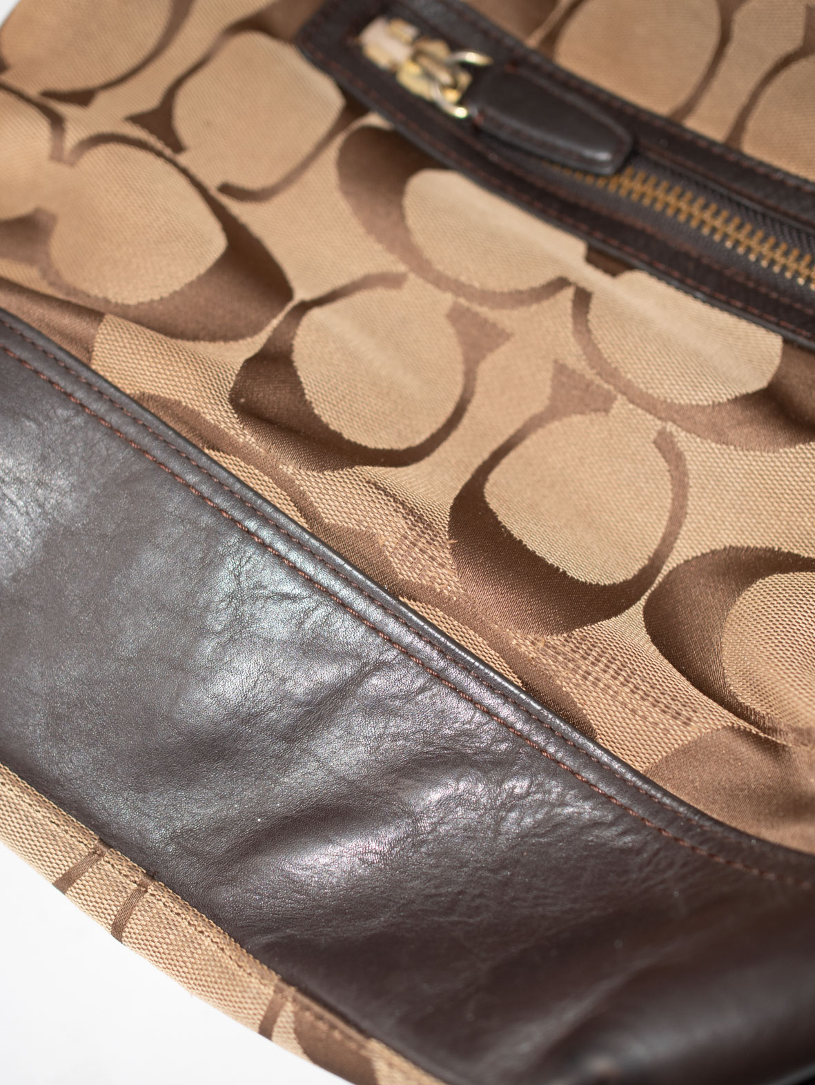Vintage Coach Shoulder Bag - Image 6