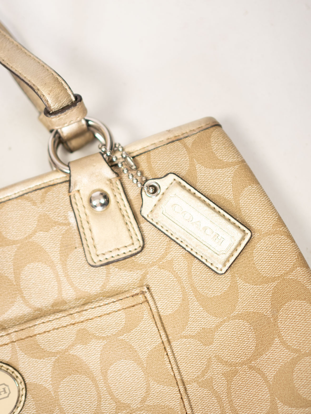 Vintage Coach Tote (Beige Monogram) - Image 8