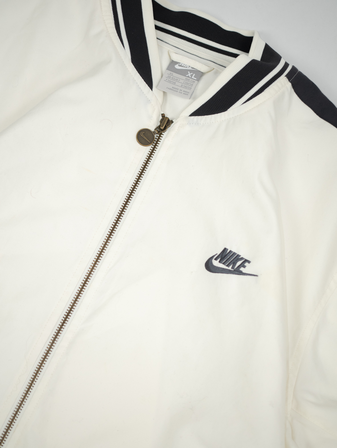 Vintage late 00s Nike Windbreaker – White & Black - XL - Image 6