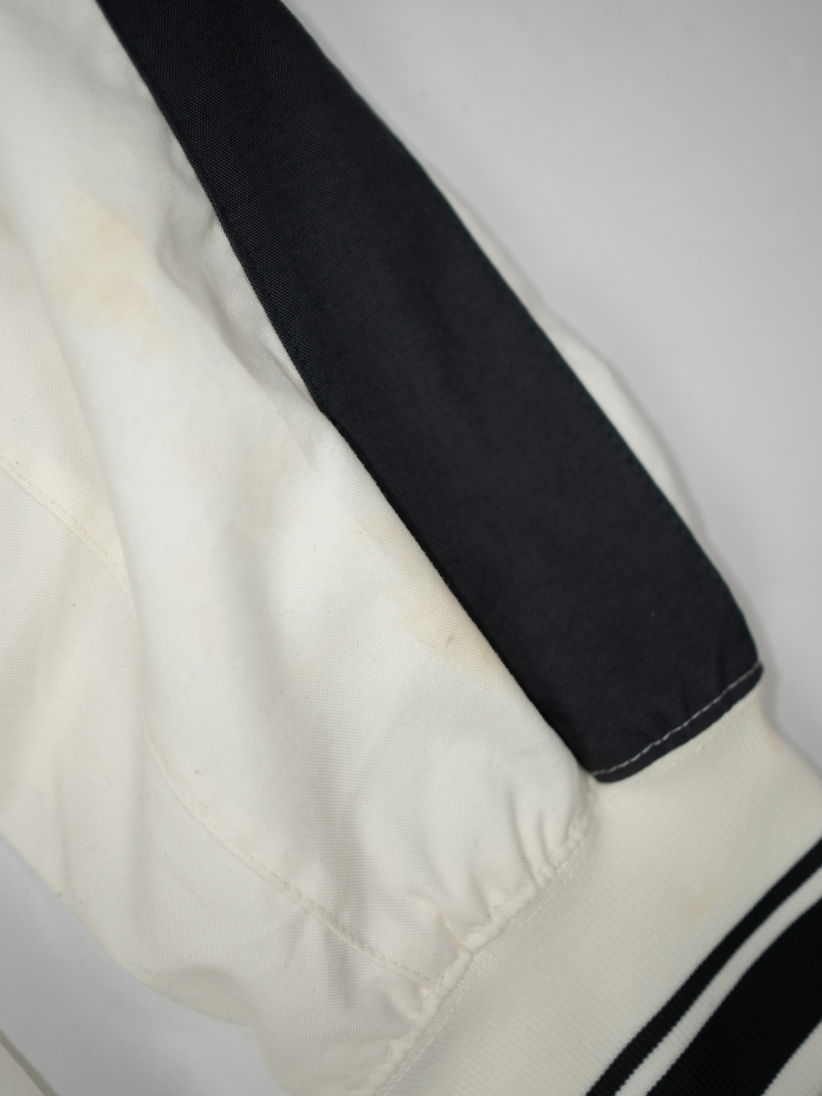 Vintage late 00s Nike Windbreaker – White & Black - XL - Image 7