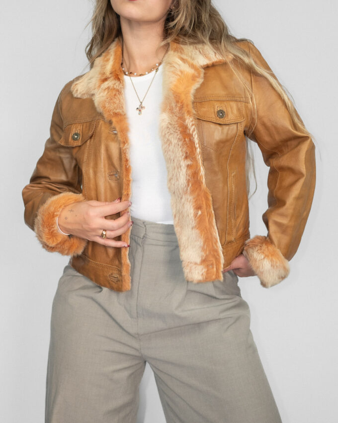 Vintage Leather Jacket with Plush Fur Trim - S/M