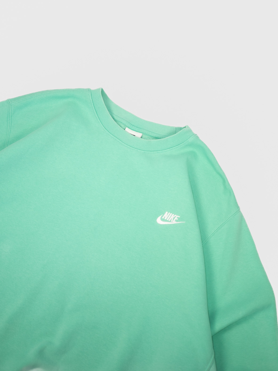 Oversized Vintage Nike Mint Crewneck Sweatshirt - L - Image 4
