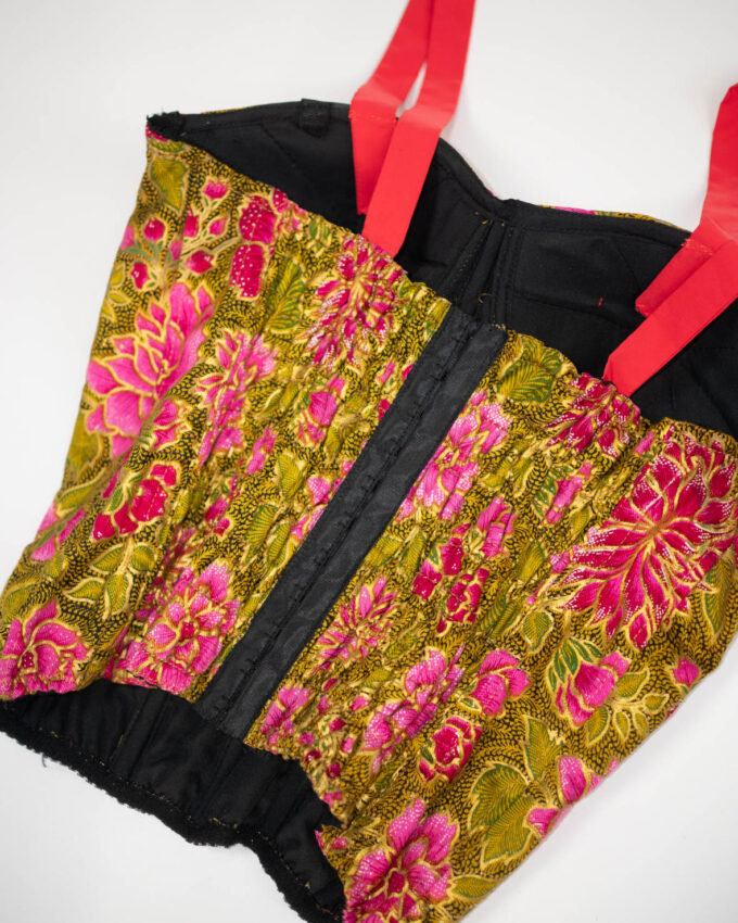 Italian Vintage Floral Corset – C-Cup