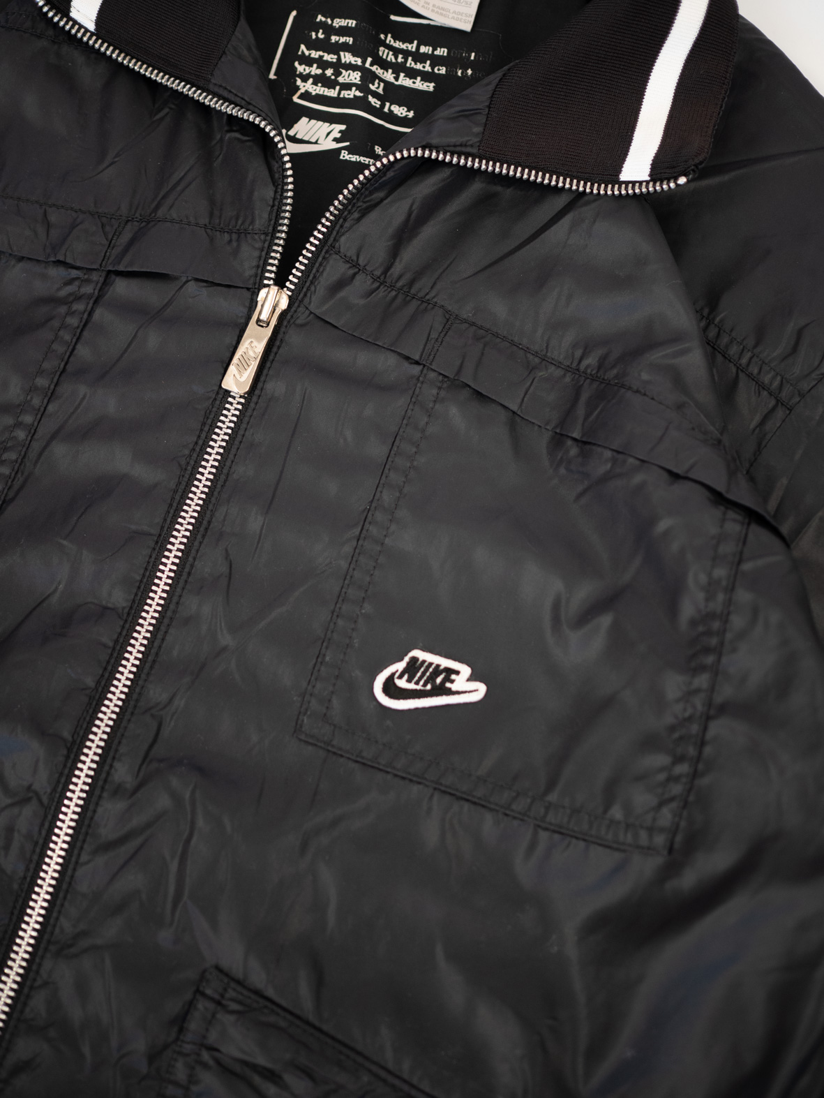 Vintage Nike Windbreaker / Jacket (1984 Reissue) - M - Image 4