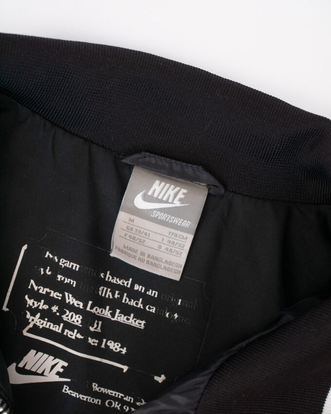 Vintage Nike Windbreaker / Jacket (1984 Reissue) - M