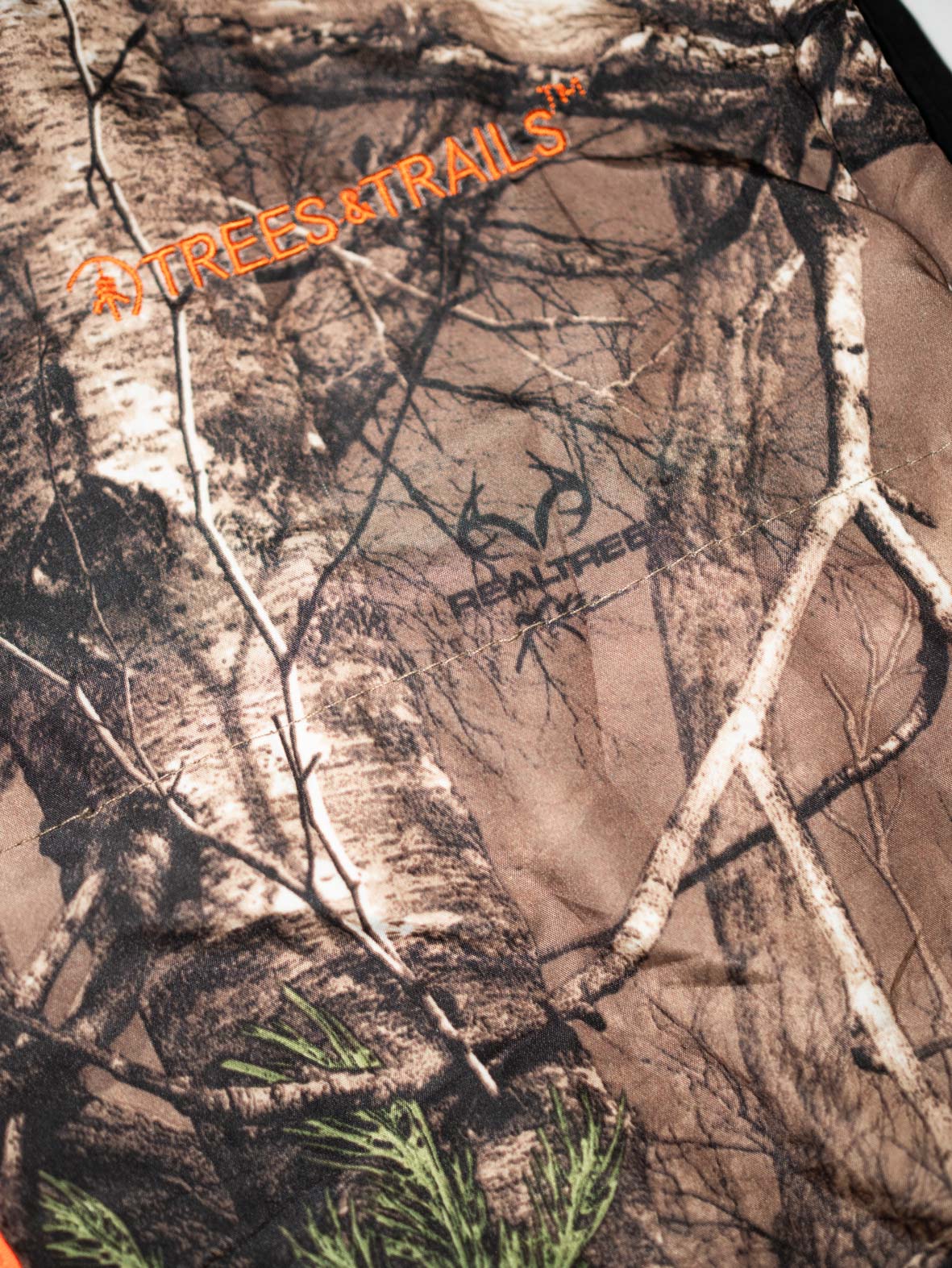 Vintage Real Tree Reversible Vest – Camo / Black - M/L - Image 4