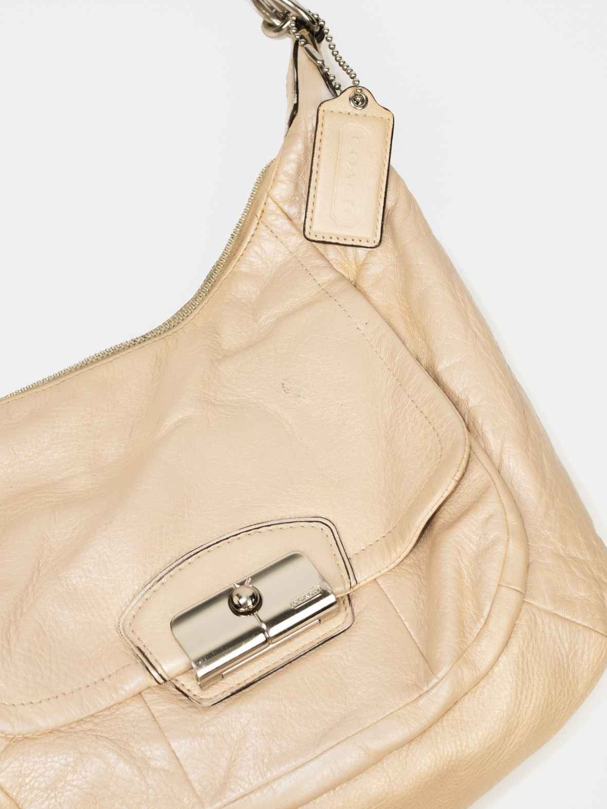 Vintage Coach Leather Shoulder Bag – Cream - Image 5