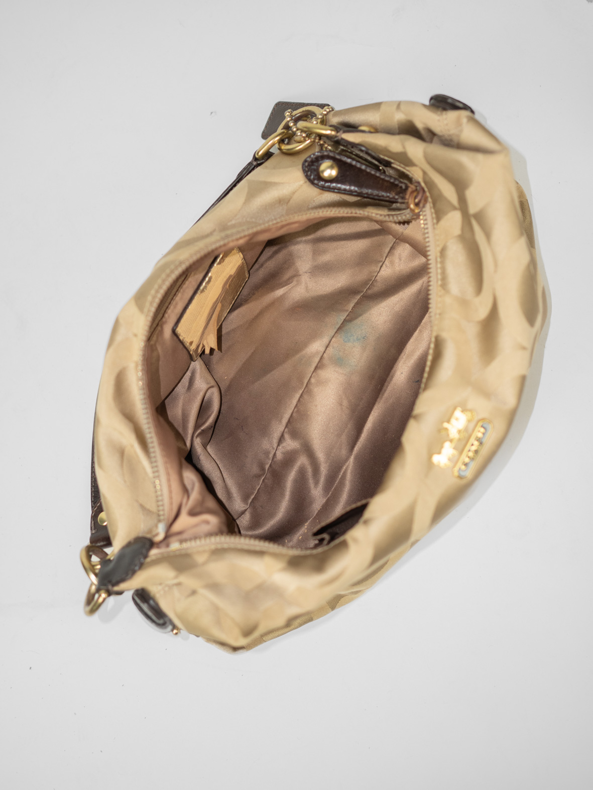 Vintage Coach Shoulder Bag – Beige Monogram - Image 10