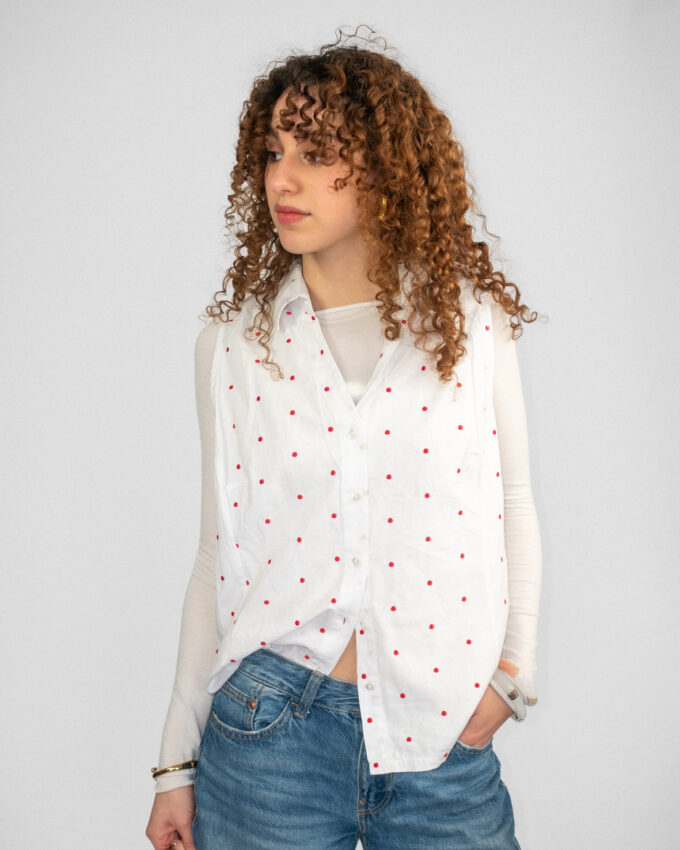 Vintage White Button-Up Shirt with Polka Dots - M/L