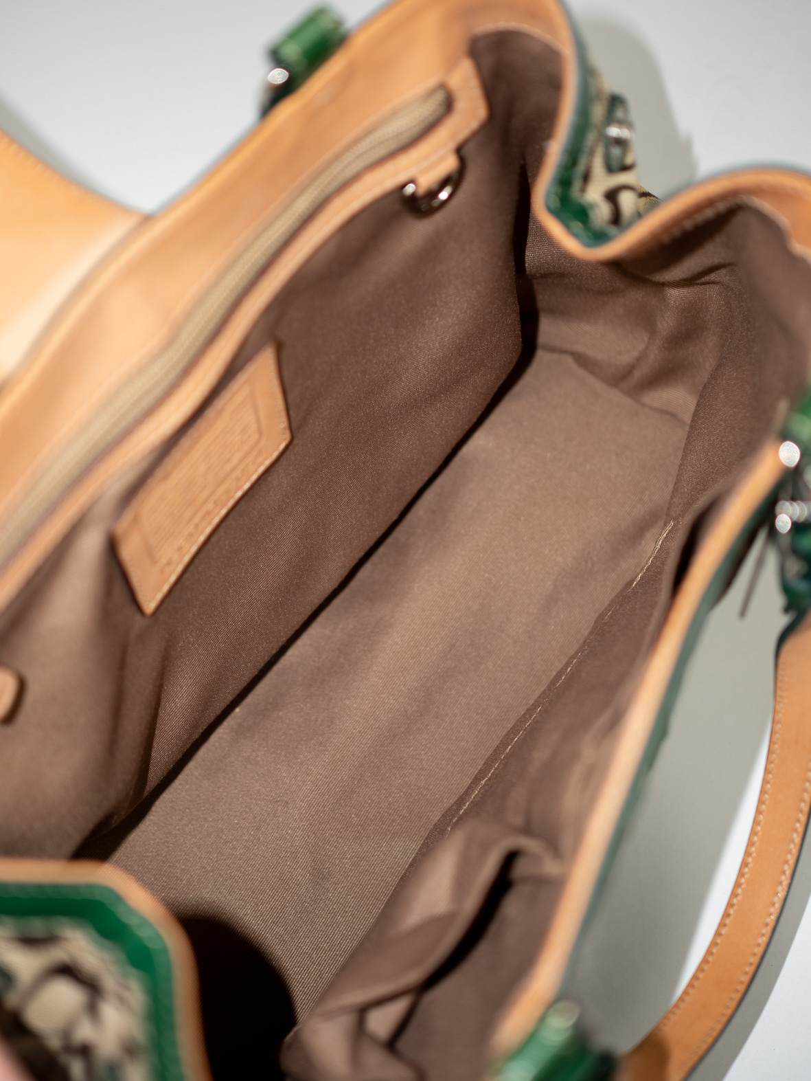 Rare Vintage Coach Bag – New Condition - Image 9