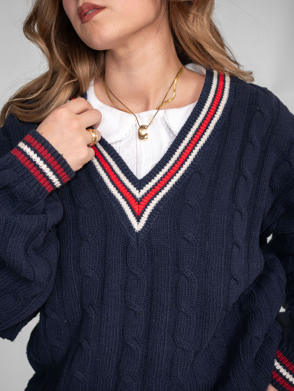 Navy Vintage Yacht V-Neck Knit Sweater - M/L - Image 5