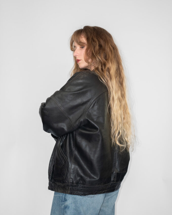 Black Vintage Leather Bomber - M/L