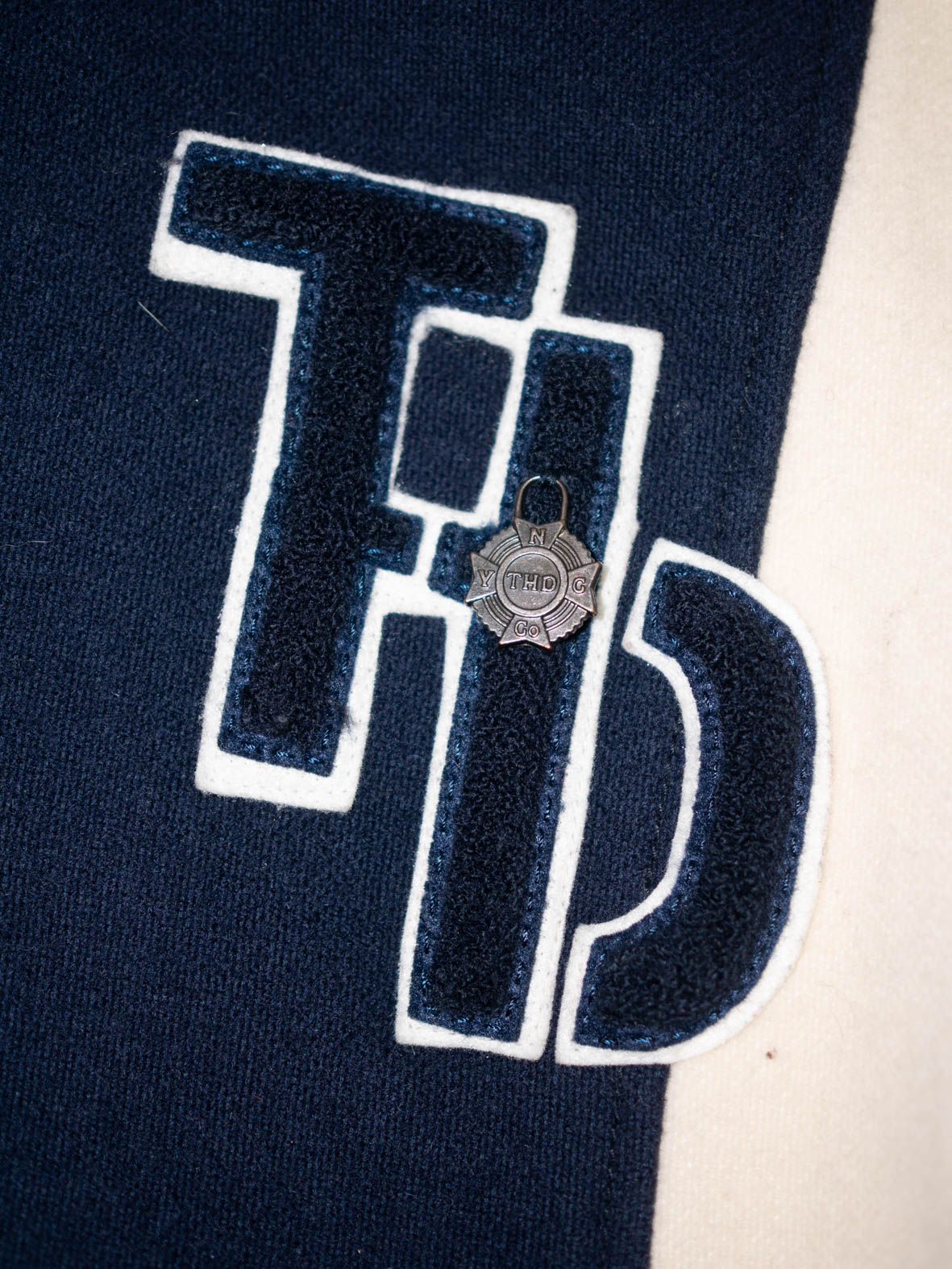 Vintage Tommy Hilfiger College Jacket – Varsity Style - M - Image 8
