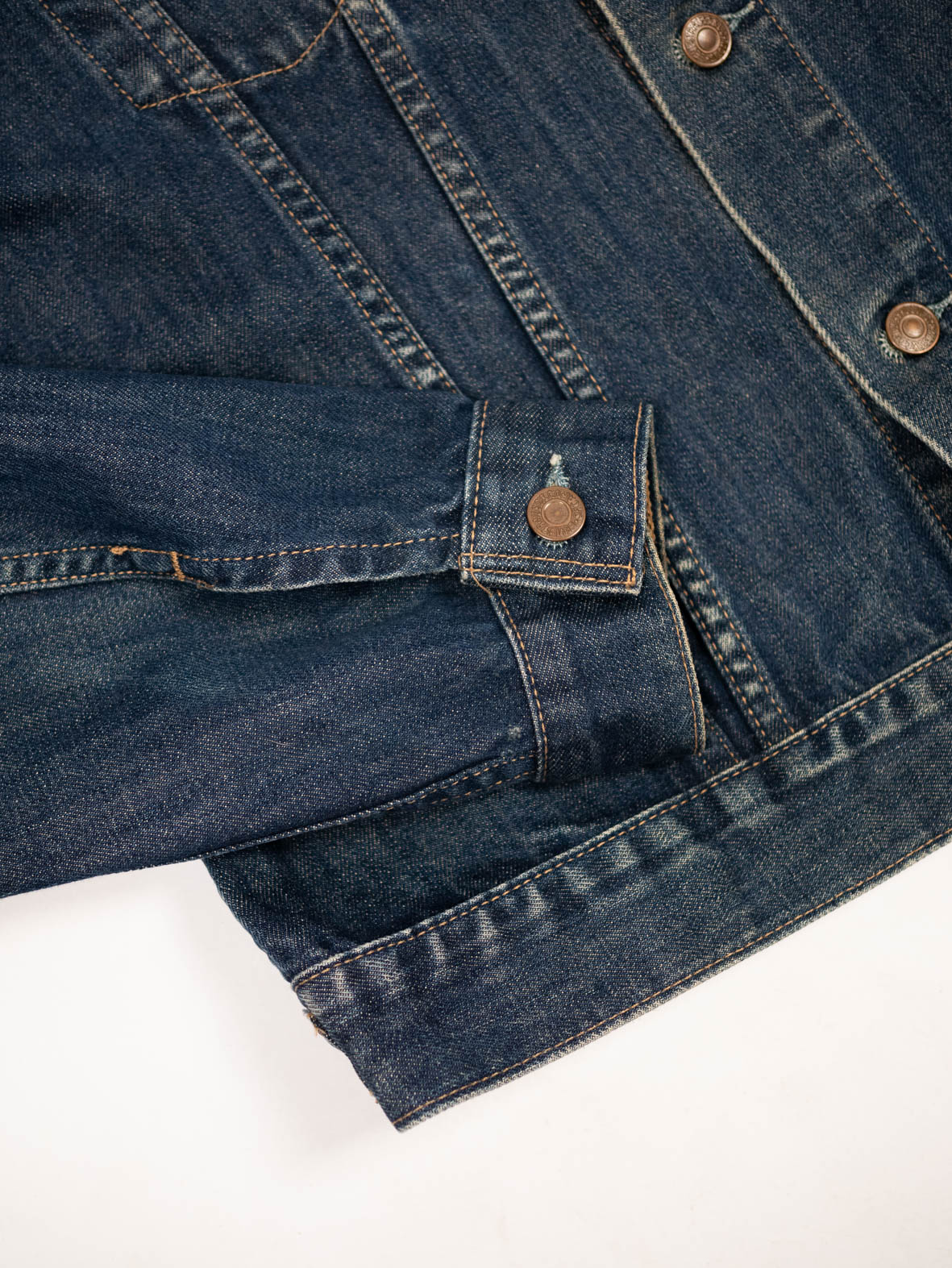 Vintage Levi’s Denim Jacket – Dark Wash Classic - M - Image 2