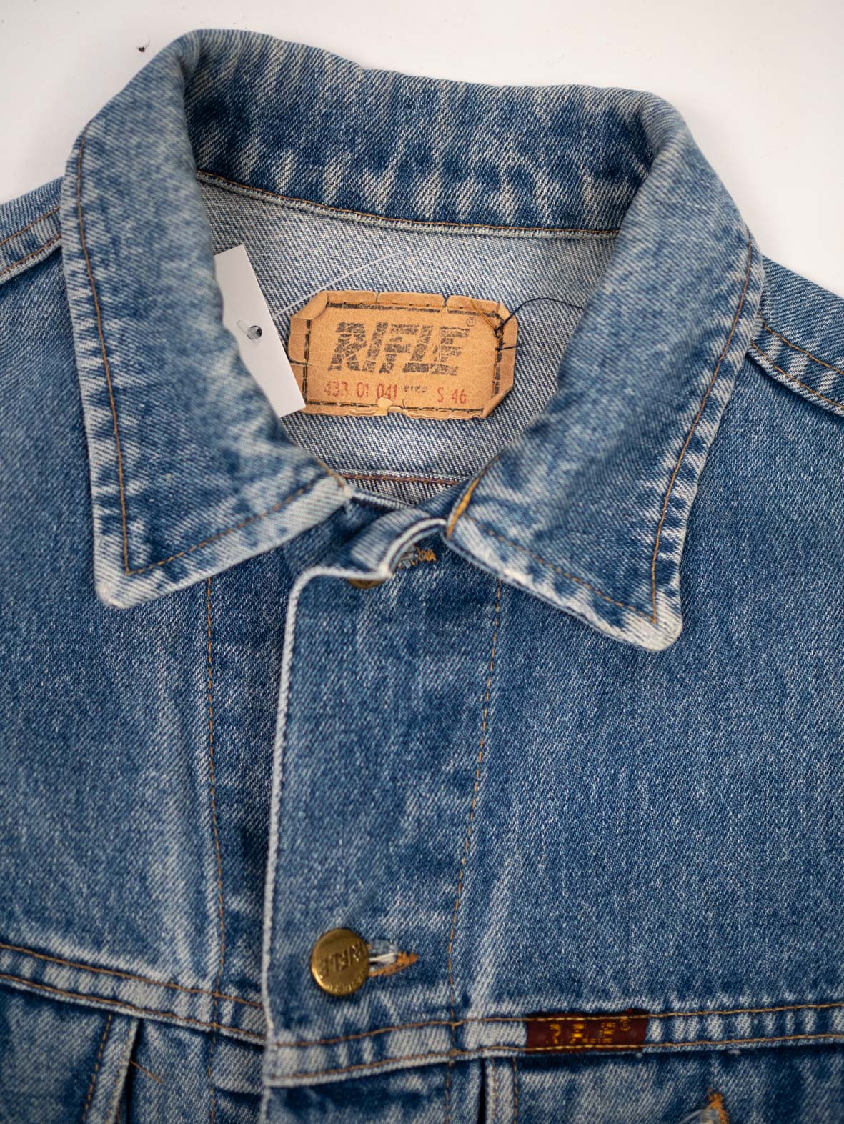 Vintage Rifle Denim Jacket – Boxy Oversized Fit - M - Image 6