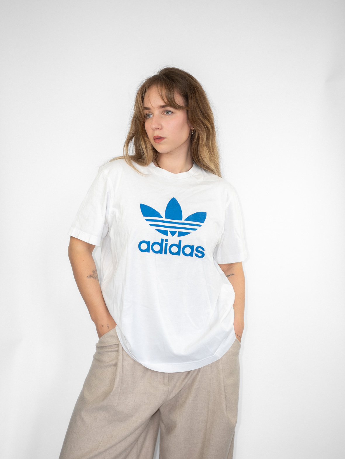 Adidas Vintage Cotton Tee – Big Logo - L - Image 4