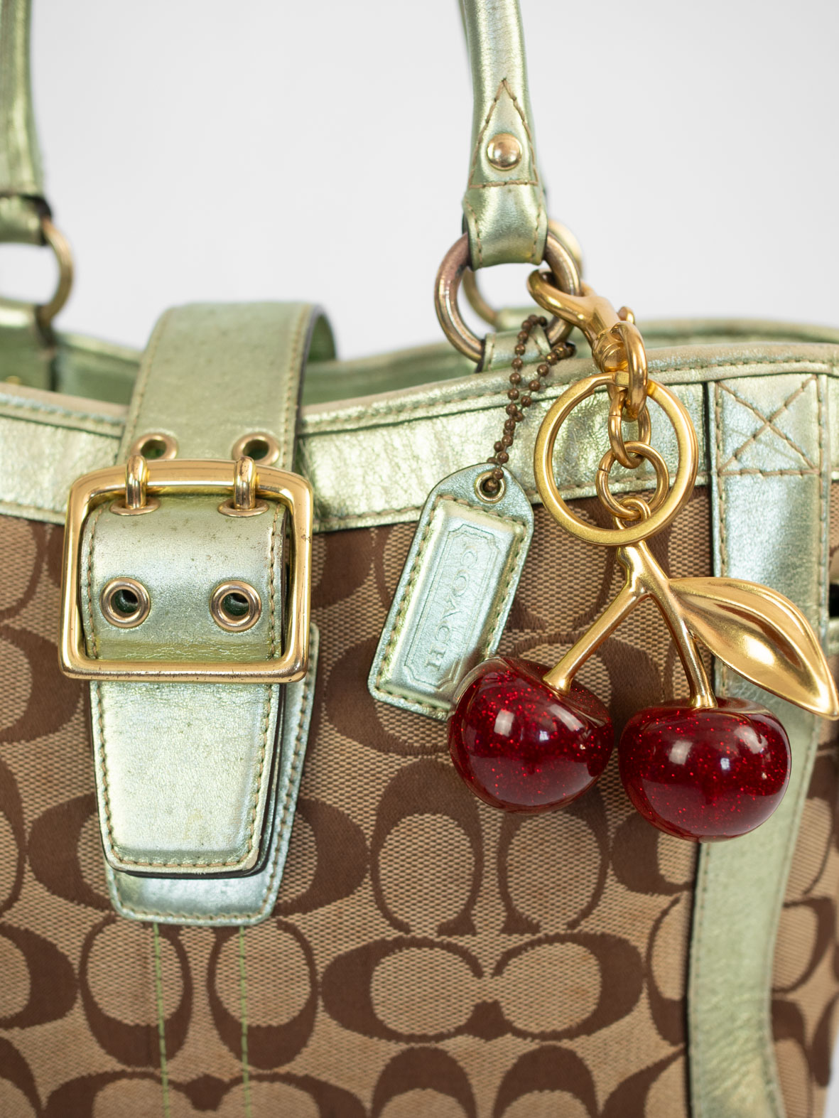 Vintage Coach Buckle Bag (Metallic Trim – Rare) - Image 3