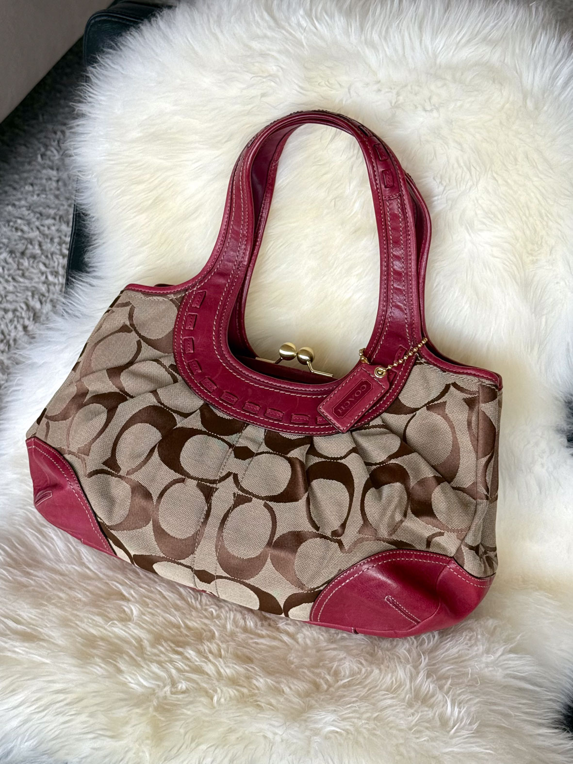 Rare Vintage Coach Kisslock Signature Bag – Merlot Red