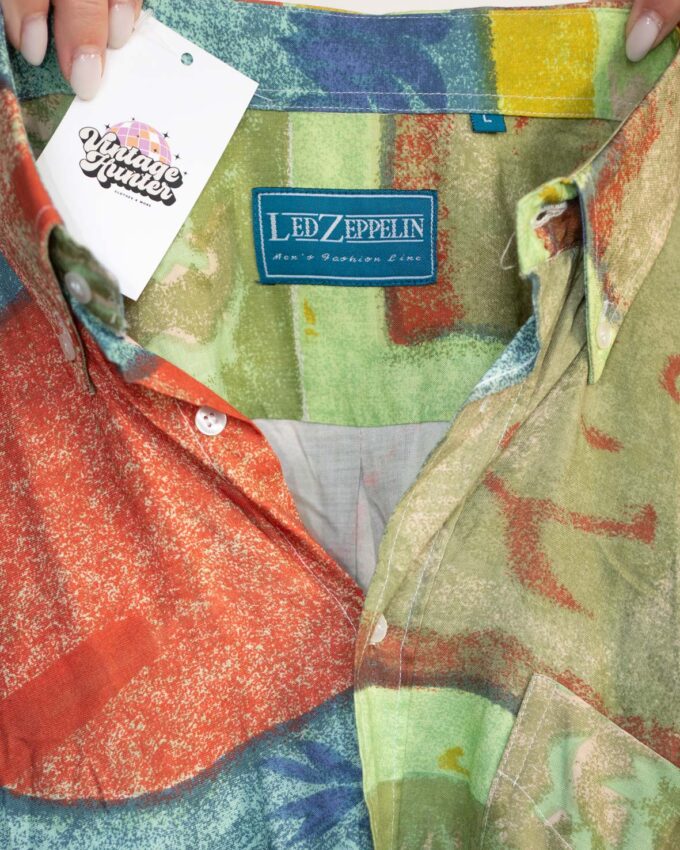 Abstract Flow – 90s Viscose Shirt - L
