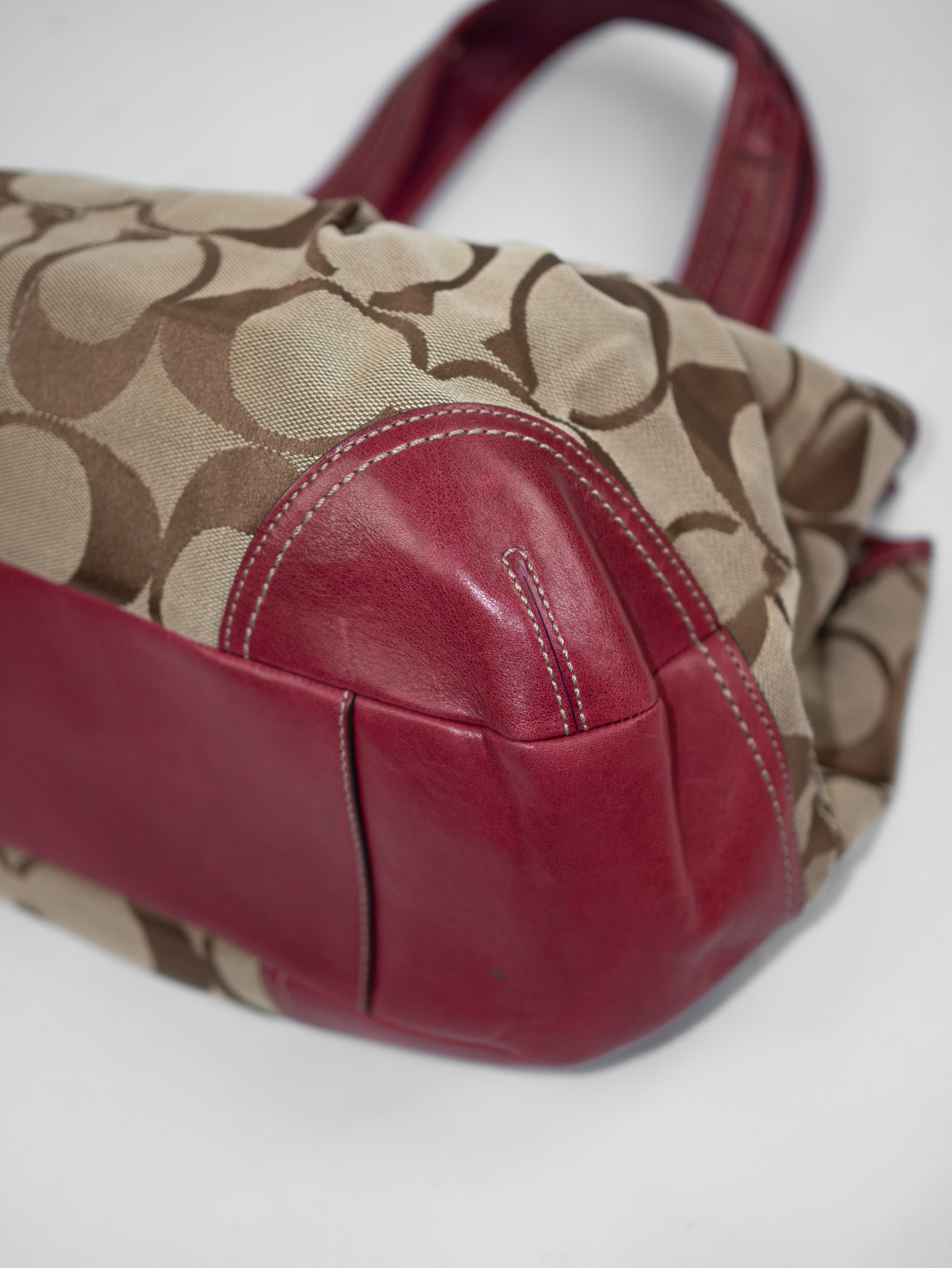 Rare Vintage Coach Kisslock Signature Bag – Merlot Red - Image 9