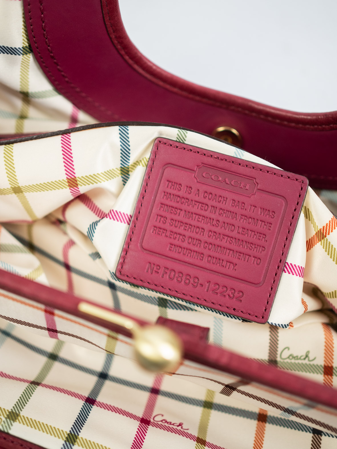 Rare Vintage Coach Kisslock Signature Bag – Merlot Red - Image 10