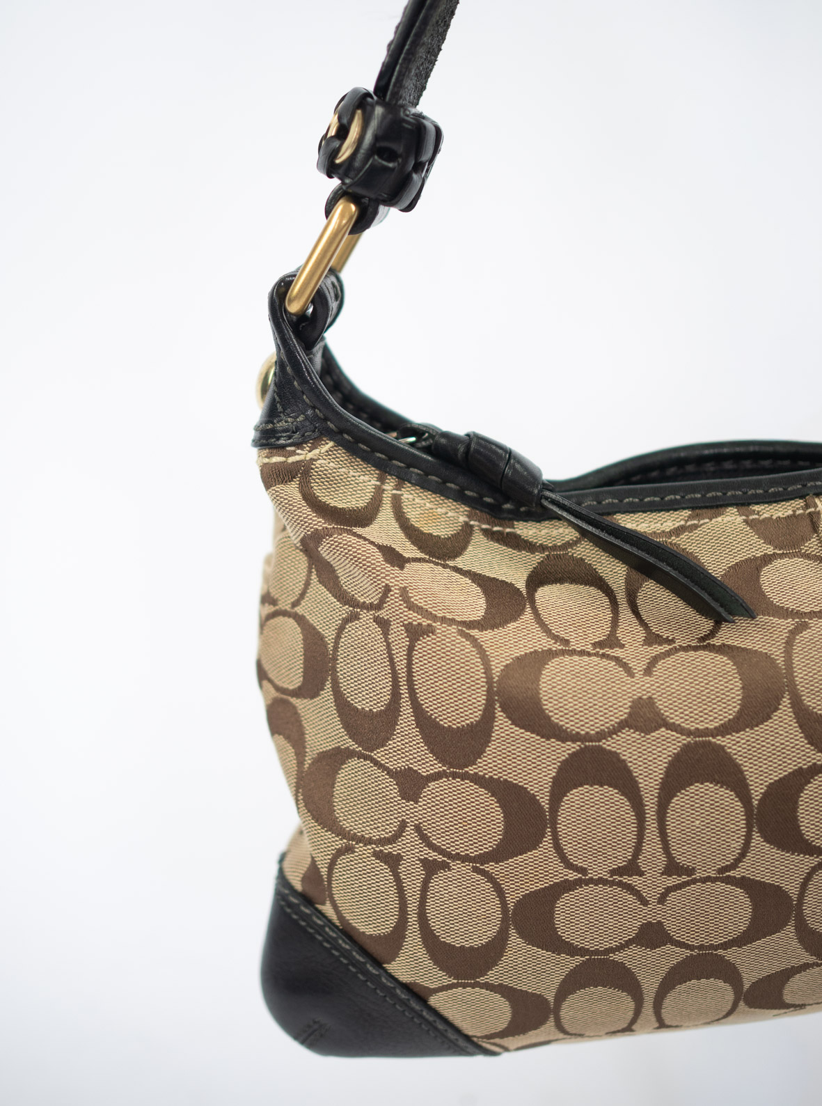 Vintage Coach Signature Shoulder Bag – Black - Image 3