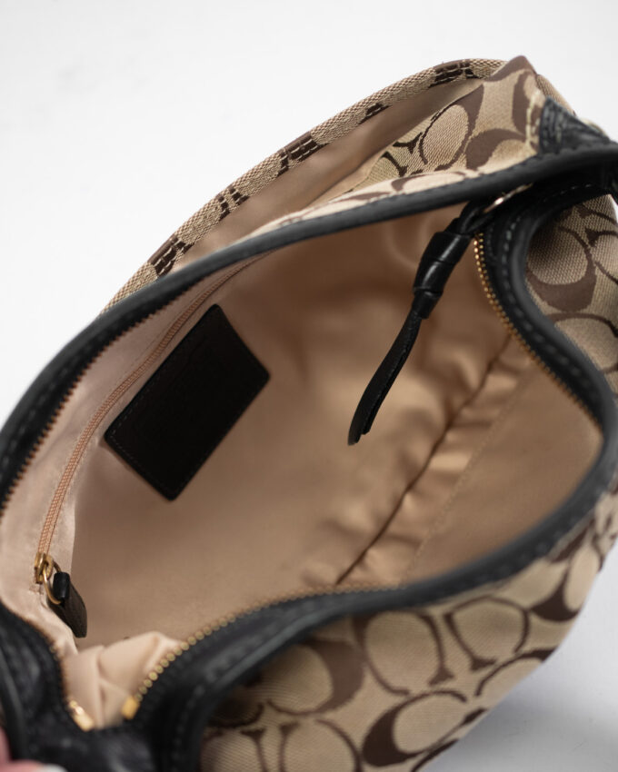 Vintage Coach Signature Shoulder Bag – Black