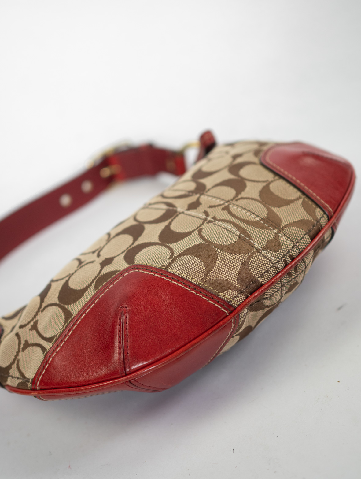 Vintage Coach Soho Hobo Bag – Cherry Red - Image 6