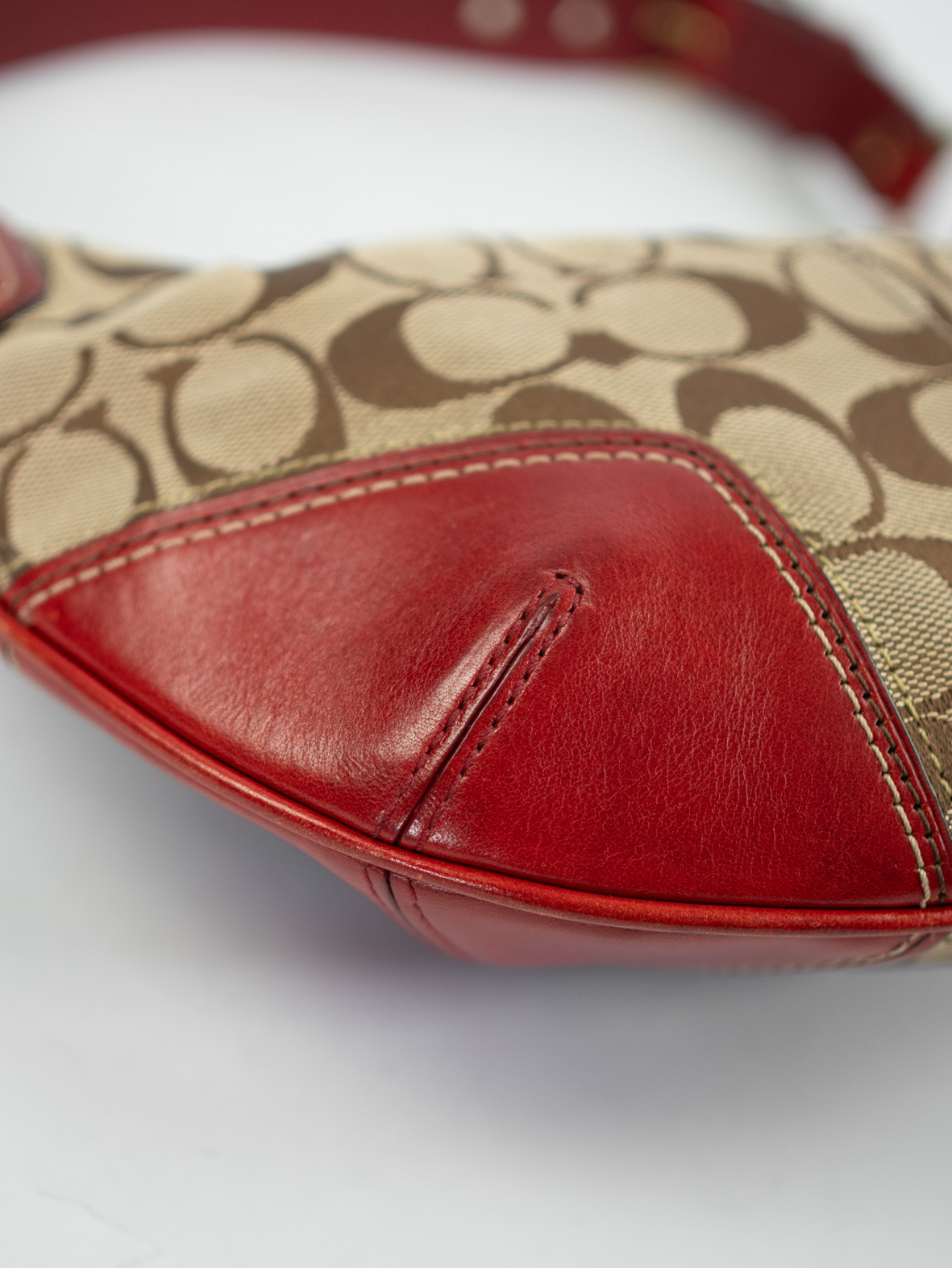 Vintage Coach Soho Hobo Bag – Cherry Red - Image 7
