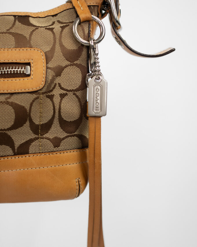 Vintage Signature Shoulder Bag – Caramel Monogram