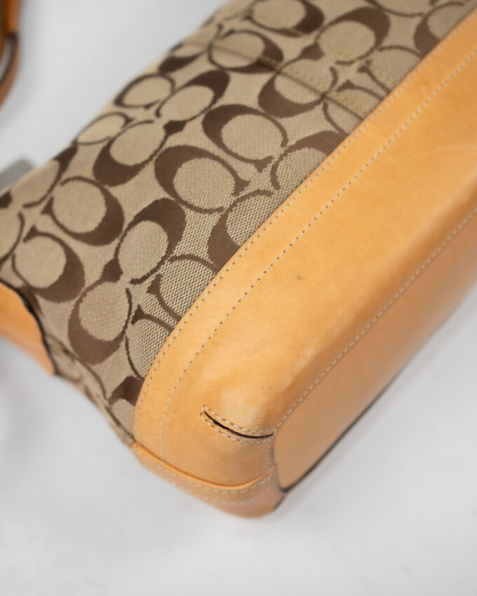 Vintage Signature Shoulder Bag – Caramel Monogram
