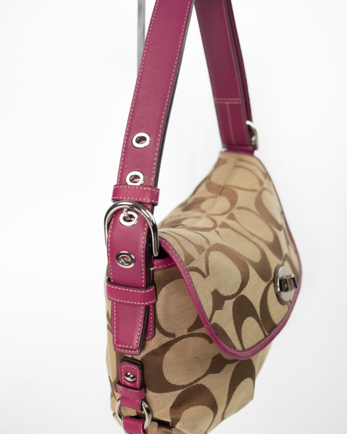 Vintage Turnlock Monogram Flap Bag – Pink Trim